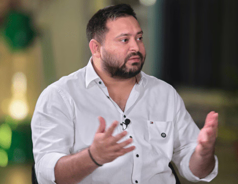 राजद (RJD) नेता तेजस्वी यादव महागठबंधन के मुख्यमंत्री पद के चेहरे हैं।